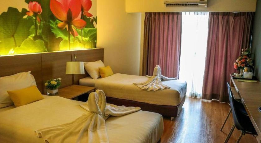 Dluxx Thammasat Hotel Pathum Thani Exterior foto