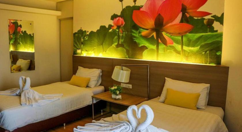 Dluxx Thammasat Hotel Pathum Thani Exterior foto